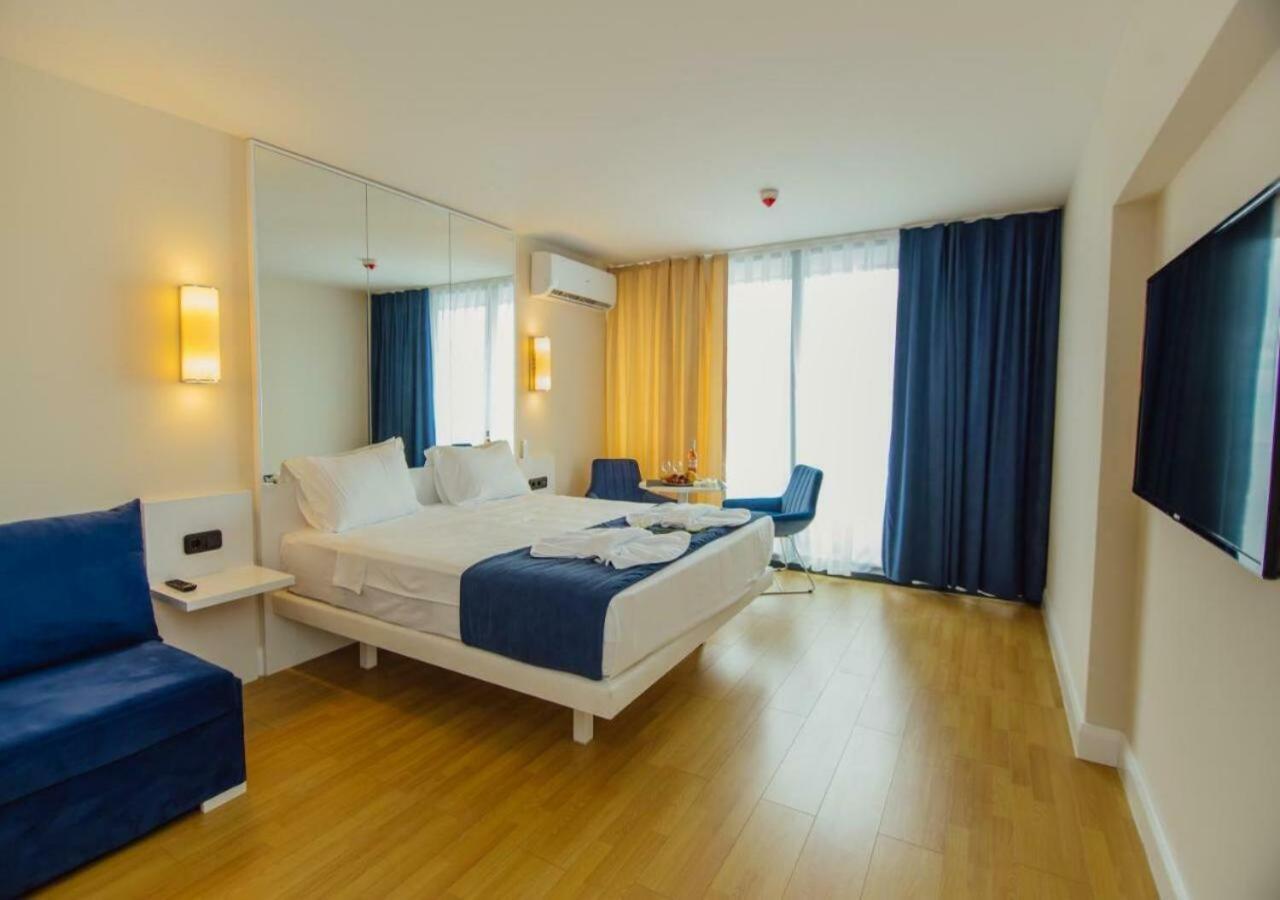 Aparthotel Orbi City Sea View Batumi Zewnętrze zdjęcie