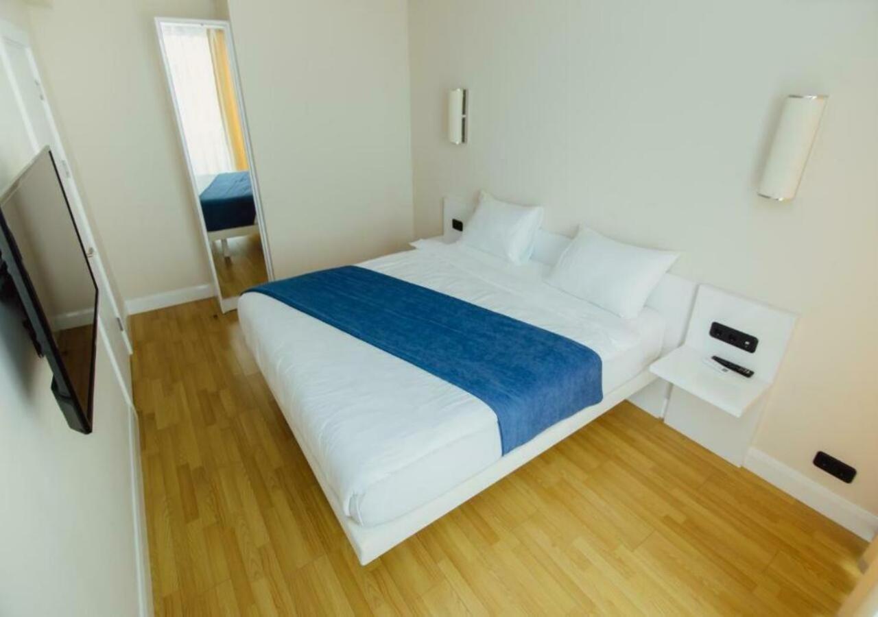 Aparthotel Orbi City Sea View Batumi Zewnętrze zdjęcie