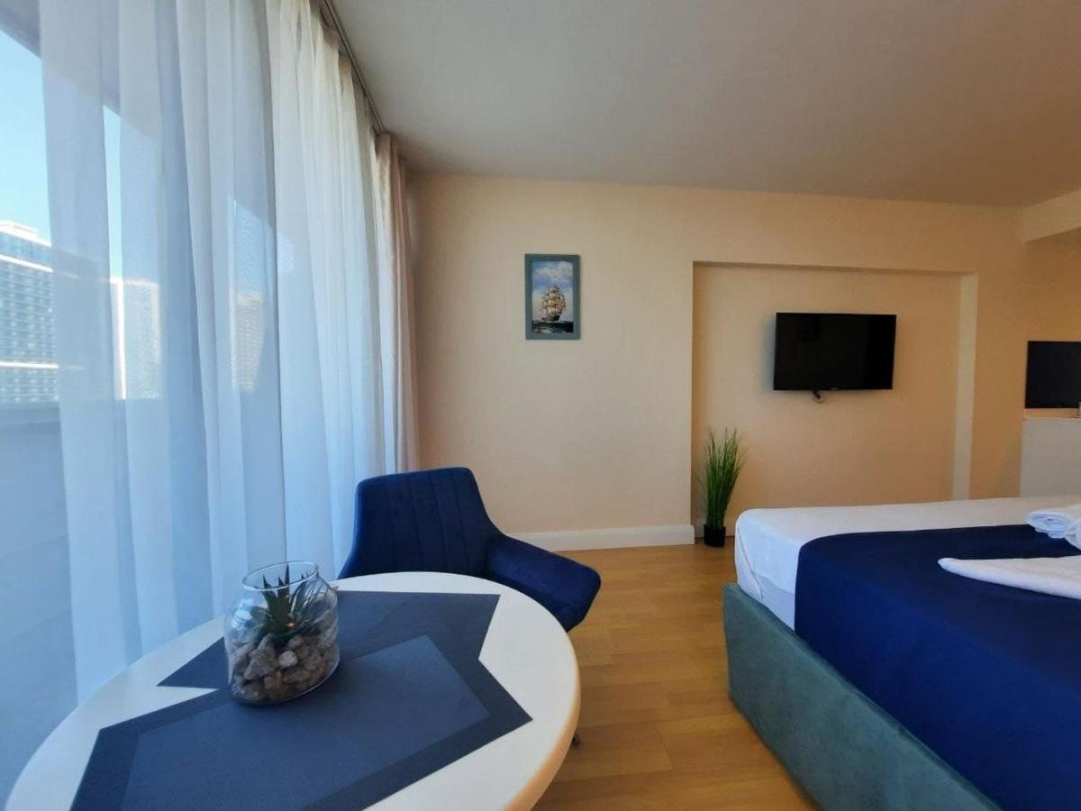 Aparthotel Orbi City Sea View Batumi Zewnętrze zdjęcie